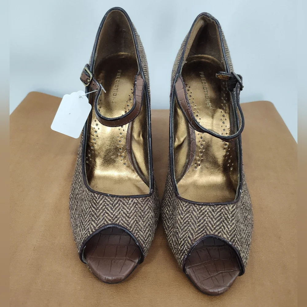 Predictions Elegant Brown Herringbone Peep-Toe Heels Women's Size 8.5W